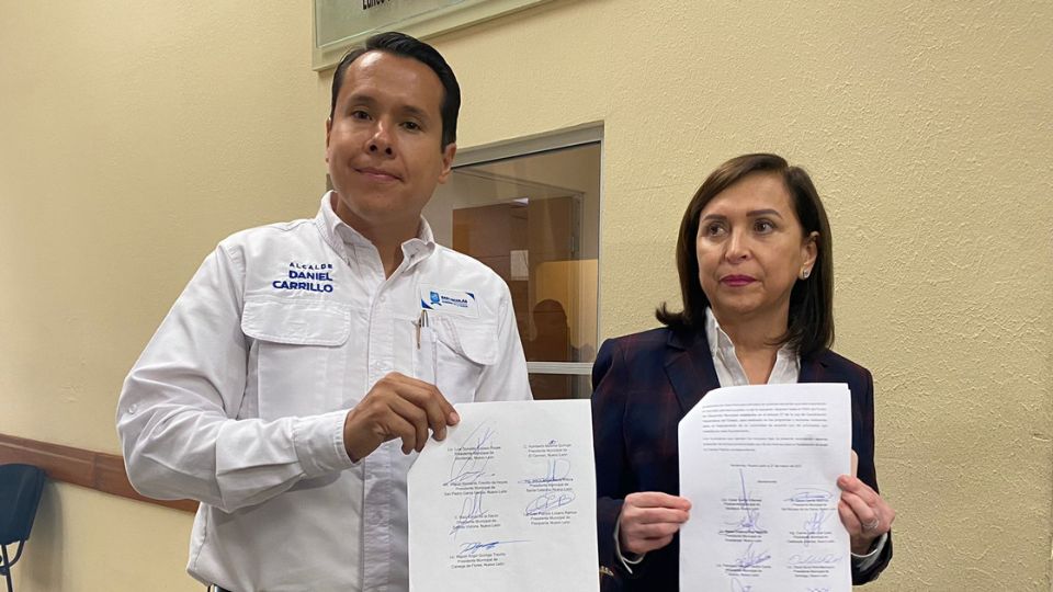 Alcalde de San Nicolás, Daniel Carrillo, junto a la alcaldesa de Guadalupe, Cristina Díaz.