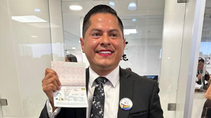 ‘Magistrade’ recibe el primer pasaporte no binario emitido por México