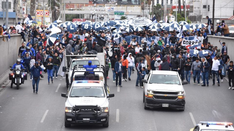 Caravana de la Adicción resguardada por elementos policiacos