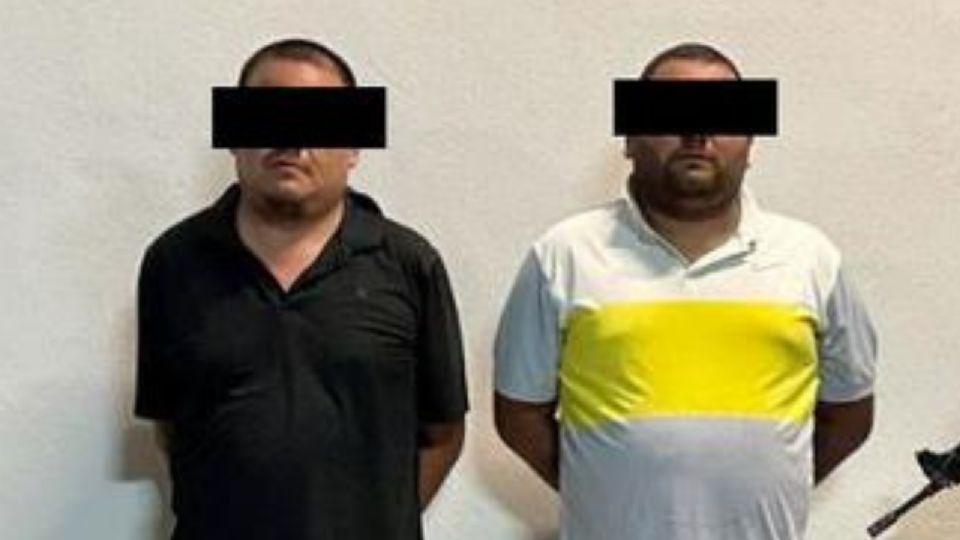 Hombres detenidos en Apodaca.