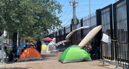 Fans de Morat acampan afuera de la Arena Monterrey