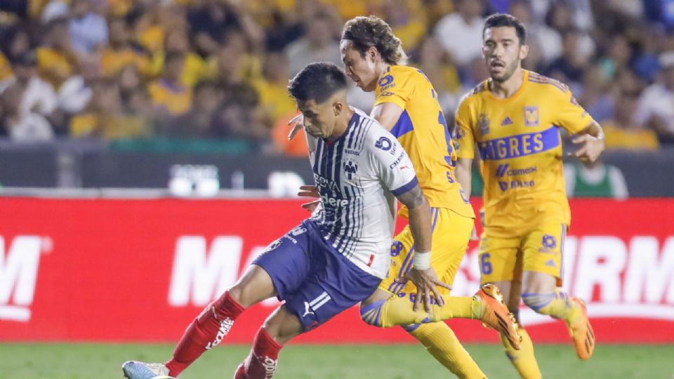 Maximiliano Meza y Sebastián Córdova fueron los anotadores en el Clásico Regio 130 del miércoles, en el Estadio Universitario