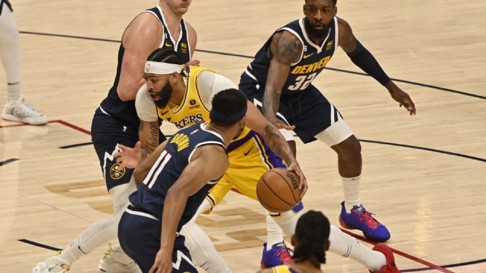 Denver Nuggets lidera 2-0 la serie contra Los Angeles Lakers en la Final de Conferencia, en el Oeste de la NBA