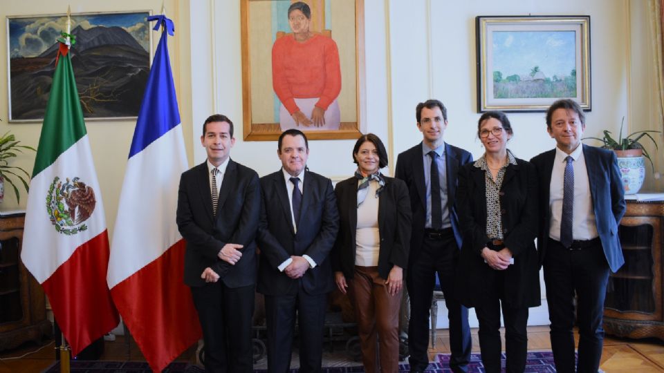 El evento tuvo lugar en la Residencia de la Embajada de México en Francia.