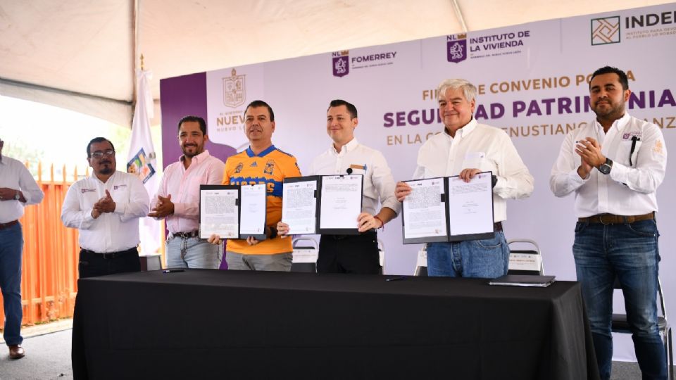 Firma del convenio.