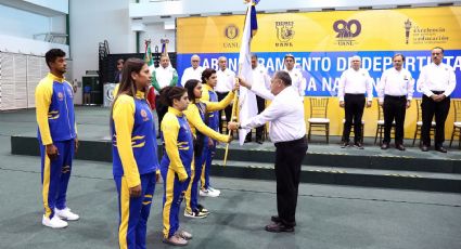 La UANL abandera a sus atletas de acara a la Universiada Nacional