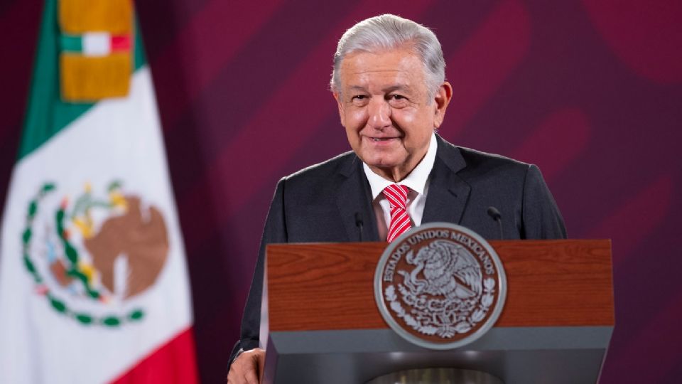 Presidente López Obrador rechaza relaciones económicas con Perú