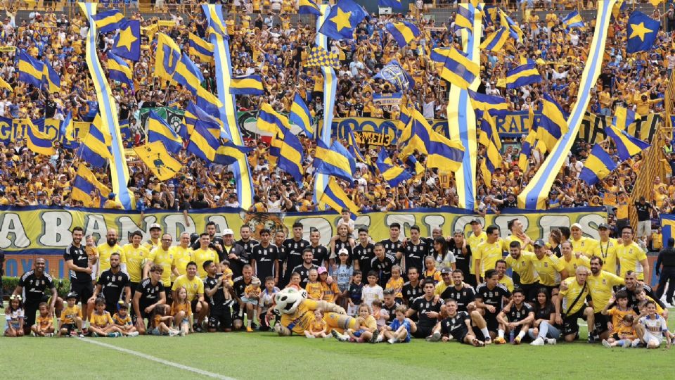 Tigres cerró su preparación de cara al juego de vuelta de la final con el apoyo de 25 mil aficionados en el Universitario.