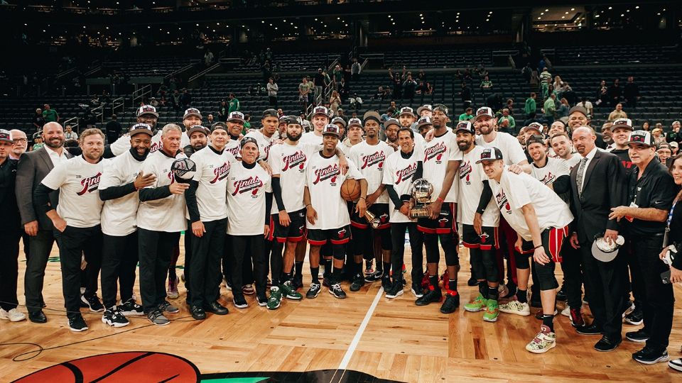 Miami Heat dio un golpe de autoridad ante los Celtics, que buscaban una remontada histórica, para avanzar a las Finales de la NBA en donde enfrentarán a Denver Nuggets.