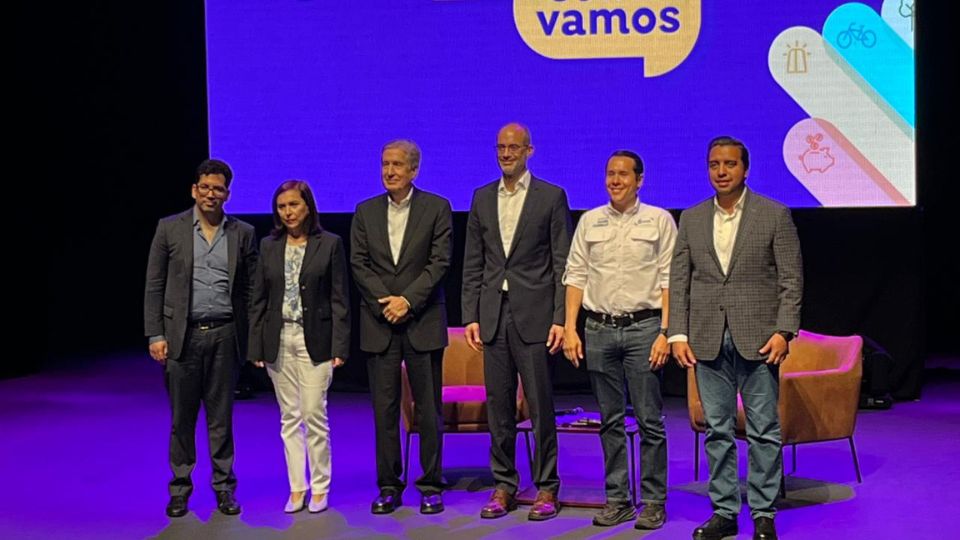 Alcaldes durante la presentación de resultados hecha por la plataforma Cómo vamos Nuevo León.