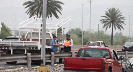 Diputada pide investigar 'mordidas' de tránsitos de Monterrey a camioneros