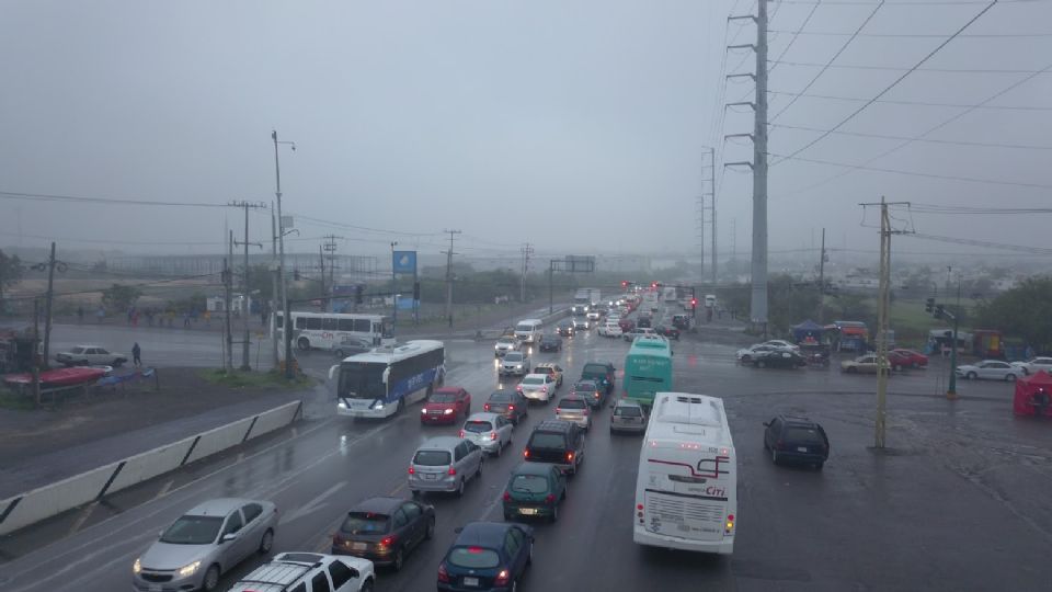 Tráfico en avenida Dulces Nombres.