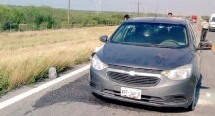 Atacan con 80 balazos a familia en carretera de Nuevo León; muere menor