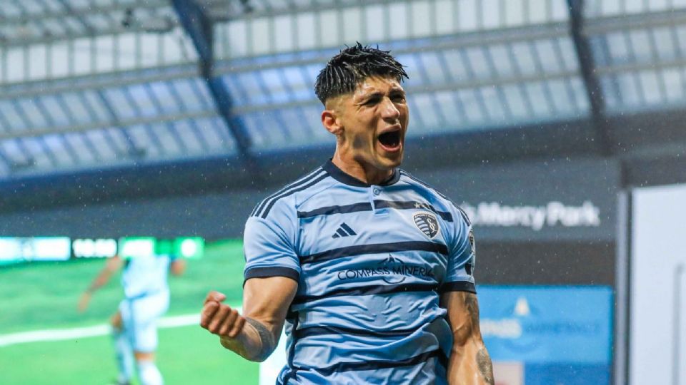 Alan Pulido está enfocado en su renovación con el Sporting Kansas City de la MLS.