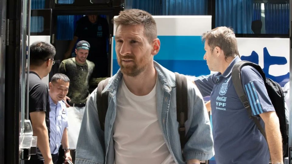 Lionel Messi tuvo problemas para entrar a China, debido a que no contaba con visado