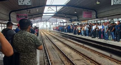 Metrorrey: Falla tren y quedan varados cientos de usuarios