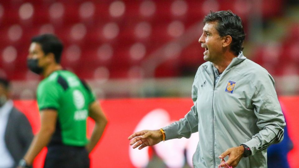 Roberto Medina fue anunciado como entrenador de Atlas Femenil para el Apertura 2023