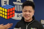 Joven con autismo bate Récord Guinness en cubo de Rubik
