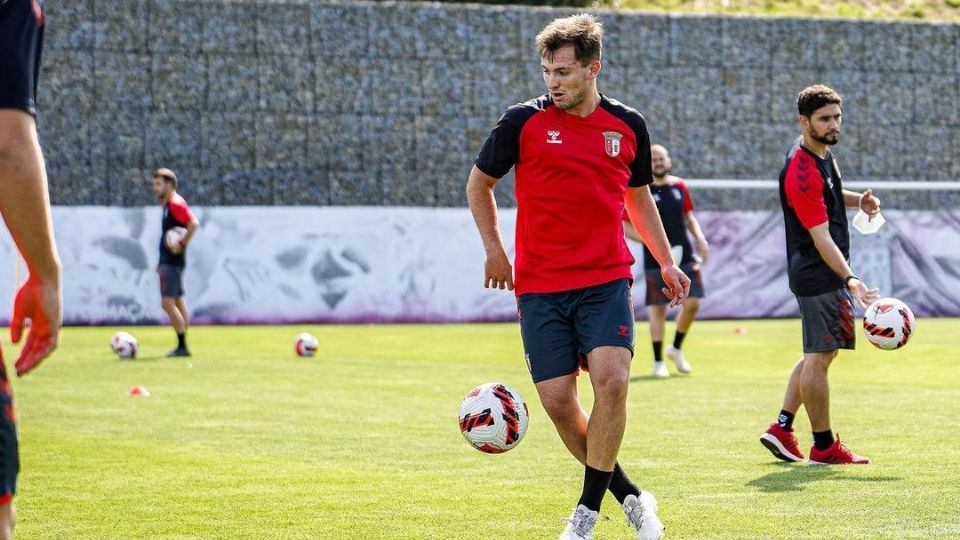 Eugenio Pizzuto, el nuevo refuerzo de Tigres, militó con el Lille de Francia y el Sporting Braga de Portugal, pero no pudo afianzarse en el futbol europeo