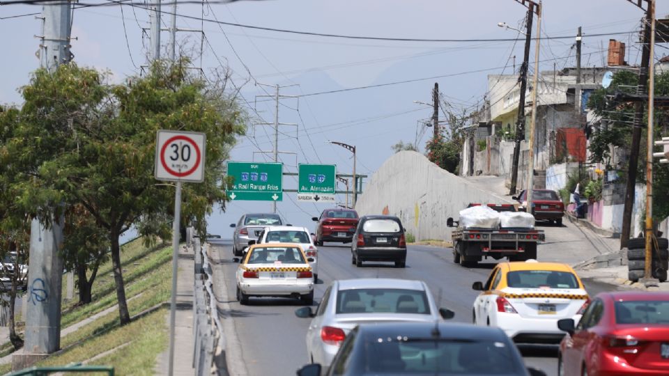 Automóviles en carretera