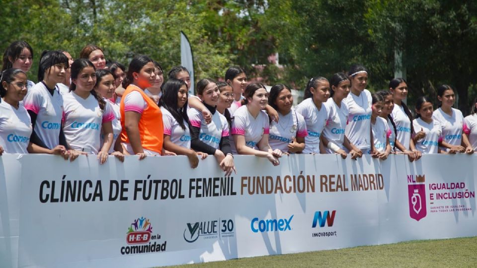 Clínica de Futbol Femenino de la Fundación Real Madrid