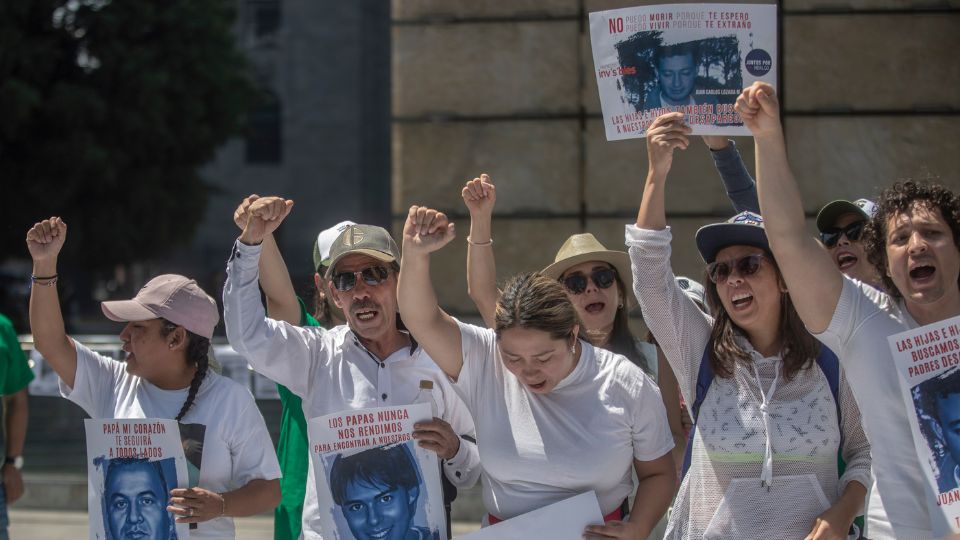 Rinden homenaje a padres buscadores y desaparecidos en México.