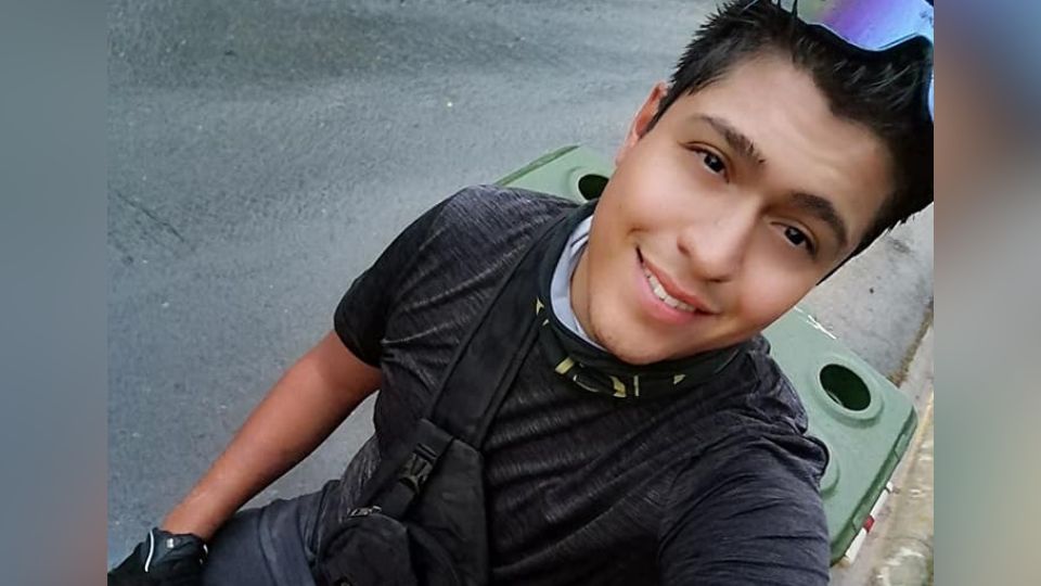 Alan Castilleja, joven atropellado en Santiago | Facebook / Alan Castilleja Peña