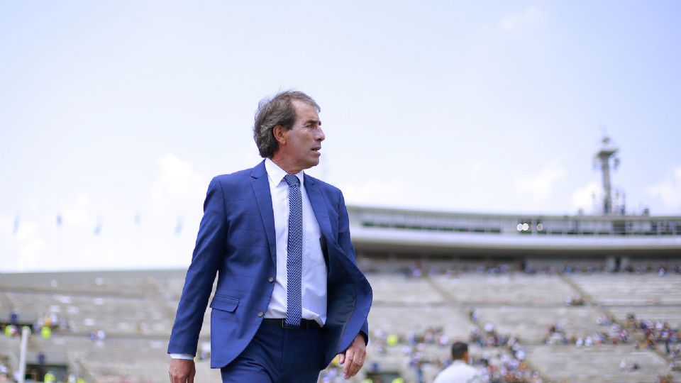 Guillermo Almada no escondió su deseo de ser el entrenador del Tri.