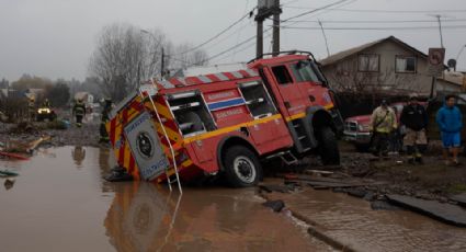 Lluvias torrenciales dejan 2 muertos y 8 mil chilenos aislados