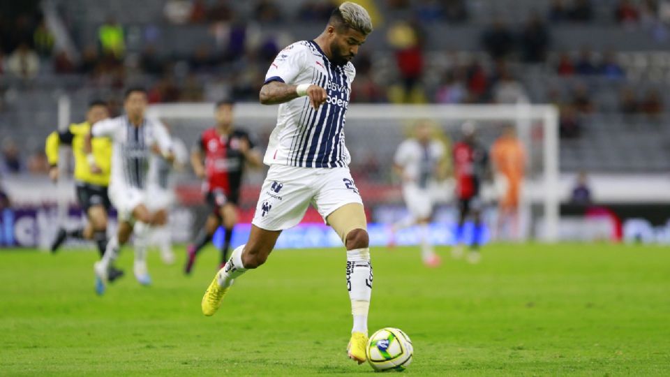 El delantero de Rayados, Rodrigo Aguirre, es el principal candidato a salir de Rayados y su destino estaría en Toluca, siempre y cuando se concrete la llegad de un refuerzo para Monterrey