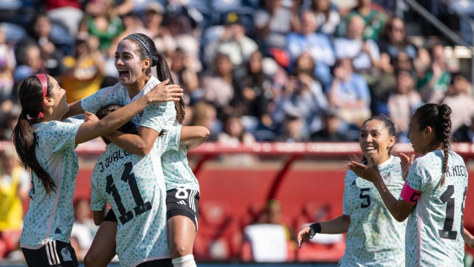 La Selección Mexicana Femenil ha usado el jersey en partido amistosos