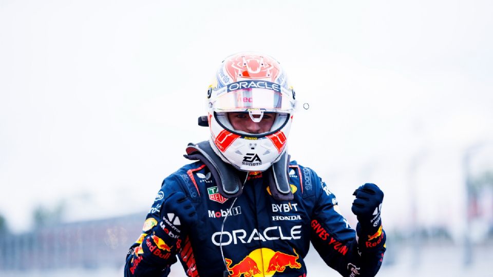 Una vez más, Max Verstappen consigue el mejor tiempo en una clasificación. Largará desde la posición de honor en Barcelona.