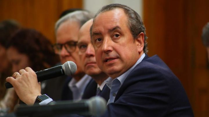 Carlos Garza propone presupuesto de 3 mil mdp para los 51 municipios de NL