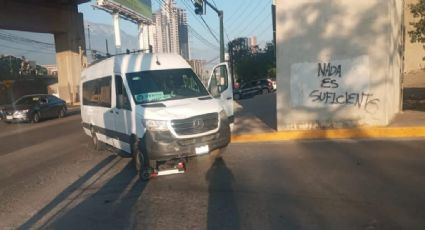 Atropellan a hombre con scooter en Monterrey