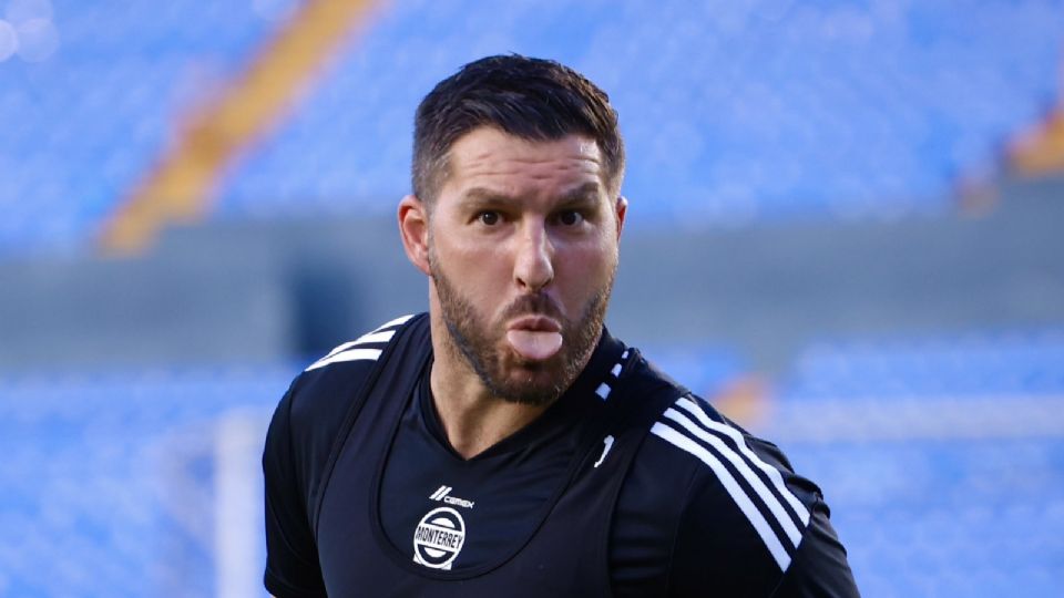 André-pierre Gignac en entrenamiento con Tigres.