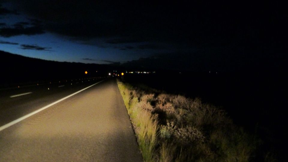 Carretera oscura.