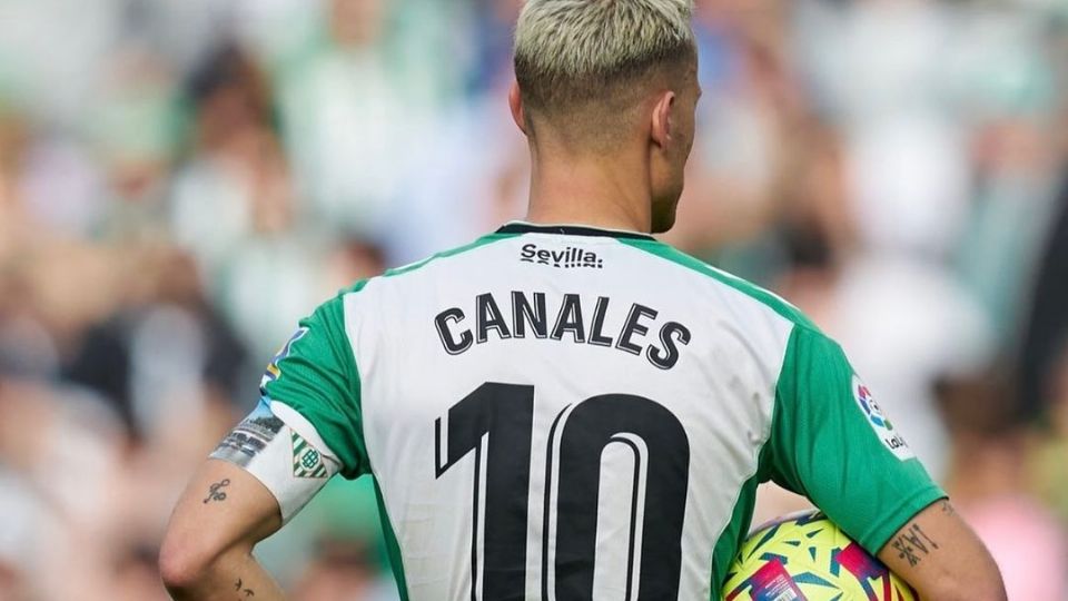 Según la programación de pretemporada de Real Betis, el mediocampista español deberá reportar este lunes y ponerse a las órdenes de Manuel Pellegrini.