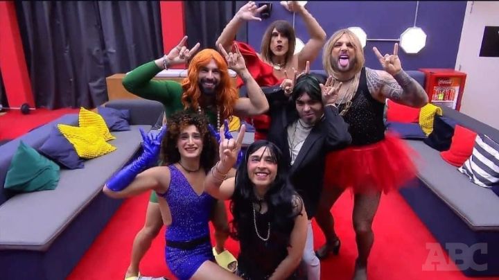 Tras salvación, el 'Team Infierno' se viste de mujer y Wendy de hombre