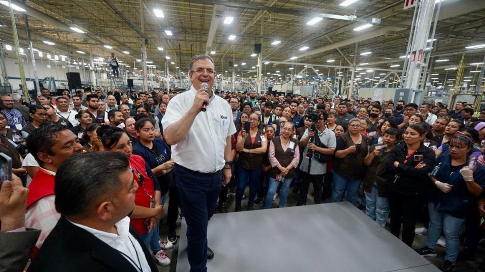 Marcelo Ebrard, aspirante a la presidencia de México por Morena, en la presentación del 'Plan Ángel'.