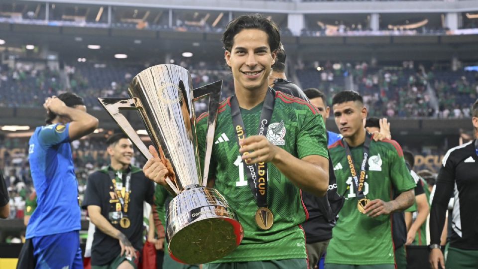 El jugador de Tigres, Diego Lainez, volvió a la Sultana del Norte tras ganar la Copa Oro con la Selección Mexicana.