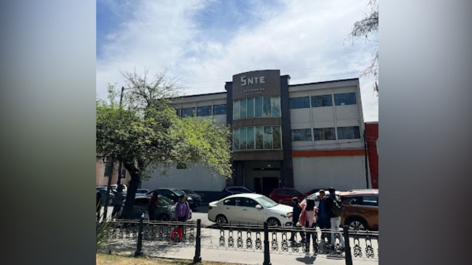 Actualmente, las oficinas del SNTE Sección 50, se ubican en la calle Washington, frente a la Alameda Mariano Escobedo.