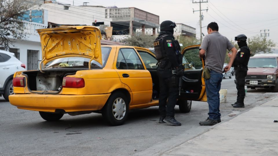 Autoridades en el municipio de Santa Catarina.