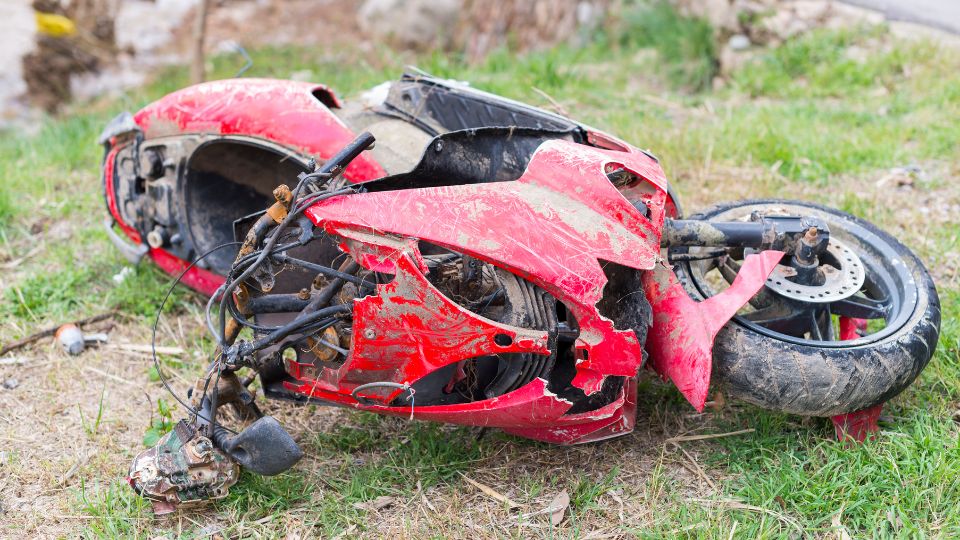 Bebé muere en accidente de moto en Campeche