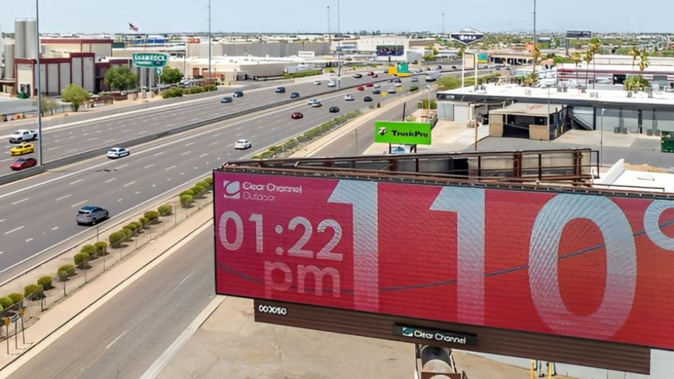 En la ciudad de Phoenix, Arizona, las temperaturas han llegado a los 111 grados Fahrenheit (44 grados Centígrados), lo que ha causado fallecimientos