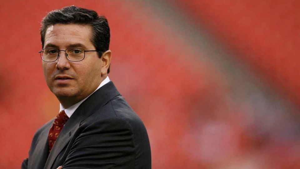 El ex propietario de Washington Commanders, Daniel Snyder, fue multado con 60 millones de dólares por la NFL