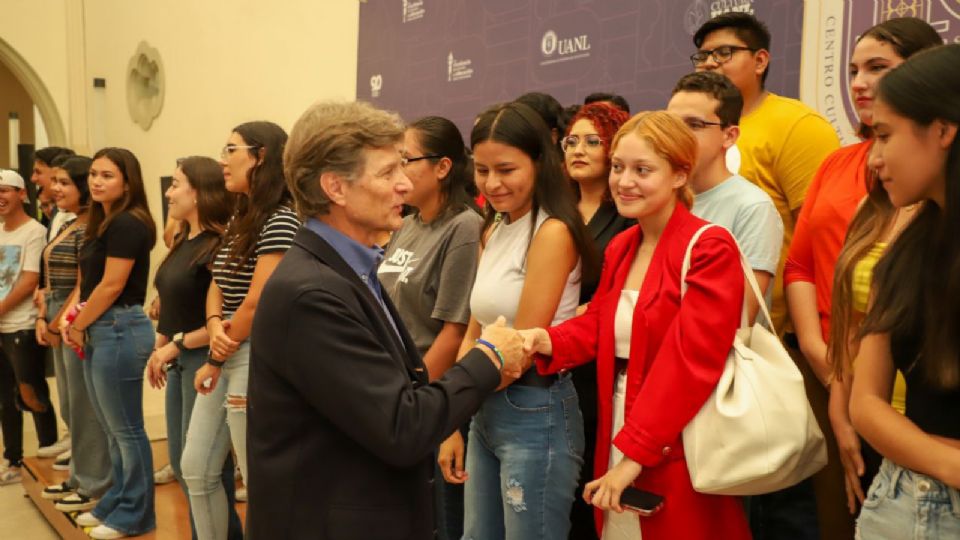 Enrique de la Madrid en la UANL.