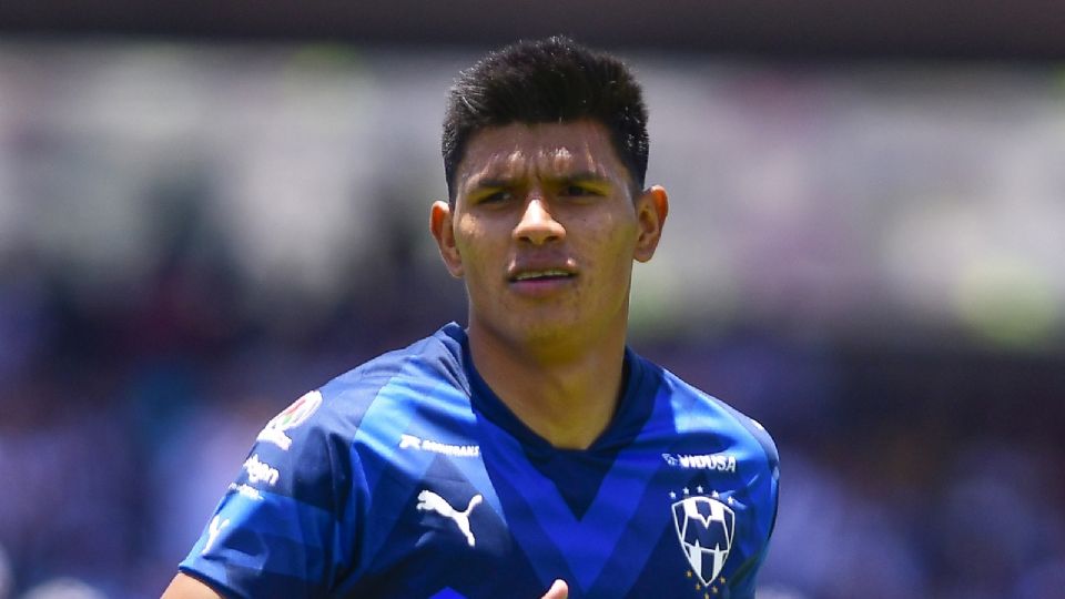 El seleccionado nacional, Jesús Gallardo, regresó a la Sultana del Norte tras sus vacaciones luego del título en la Copa Oro y tendrá su primer contacto con el nuevo cuerpo técnico este domingo.