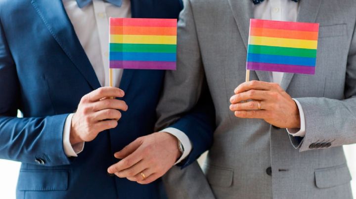 Rusia anula primer matrimonio de mismo sexo tras prohibición de cambio de género