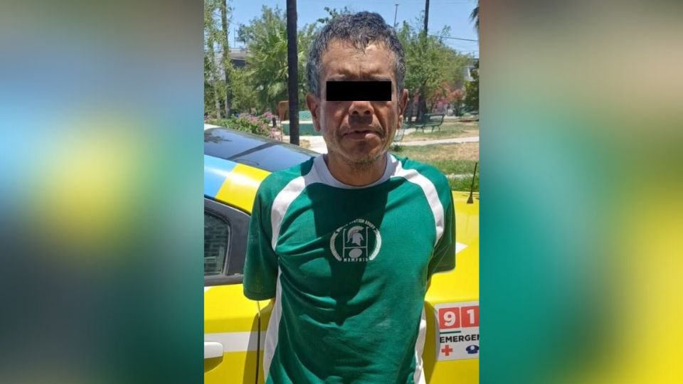 Hombre detenido en Monterrey