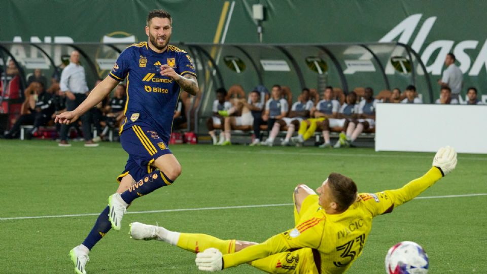 André-pierre Gignac define ante Portland Timbers en el triunfo de Tigres en la Leagues Cup